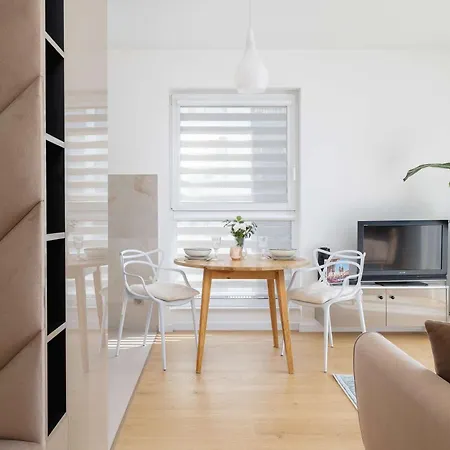 Apartment Lema 19 Stylowy W Zielonej Okolicy & Parking By Renters