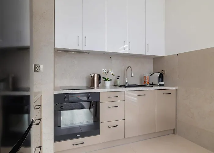 Lema 19 Stylowy W Zielonej Okolicy & Parking By Renters Lejlighed Kraków