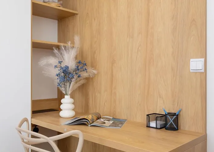 Lema 19 Stylowy W Zielonej Okolicy & Parking By Renters Kraków